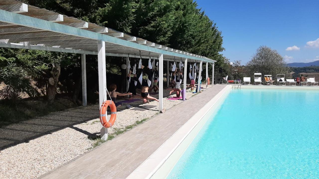 Bio Agriturismo Valle Dei Calanchi Castiglione In Teverina Экстерьер фото